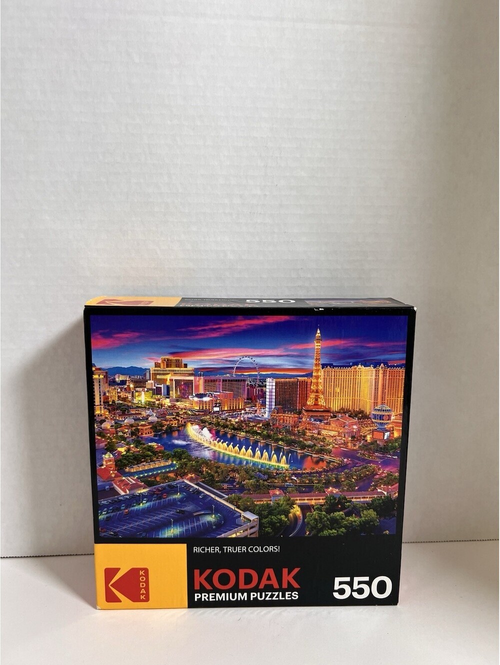 KODAK Premium Puzzle Las Vegas Strip 550 Piece Jigsaw Richer Truer Colors